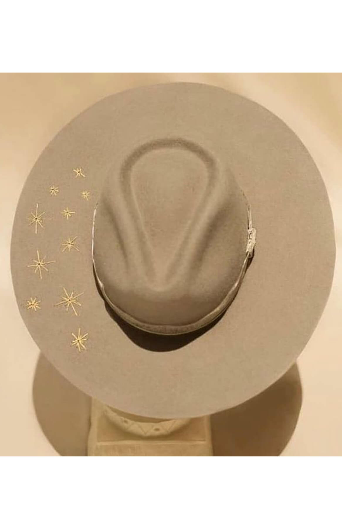HATS BEIGE